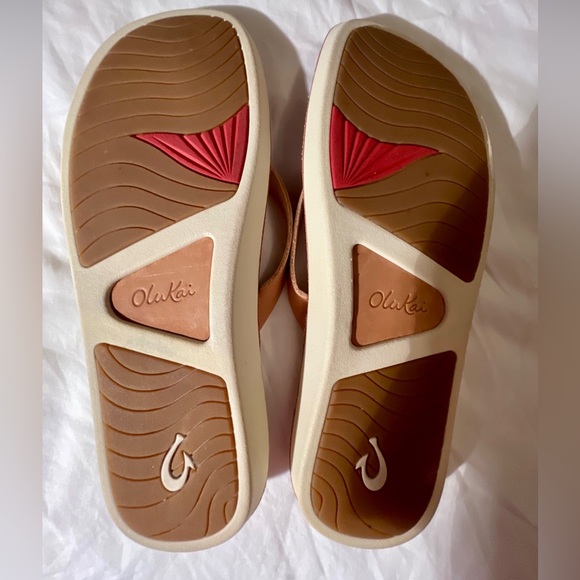 Olukai Honu Womens Beige Thong Flip Flops Sandals Size 7 - Picture 2 of 7